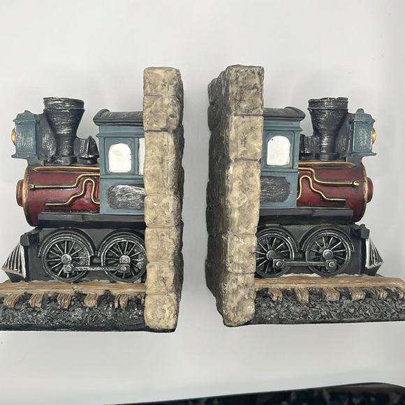 Vintage Steampunk Locomotive Train Engine Resin Bookends 1990s - Picture 4 of 11